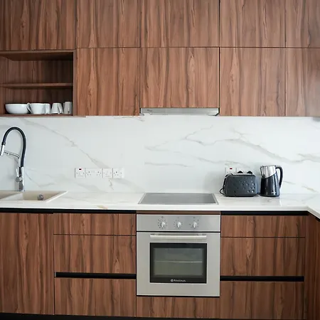 Aqua House Valentino * 레메소스
